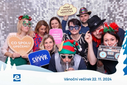 Fotokoutek na vánoční večírek ELKOV 2024